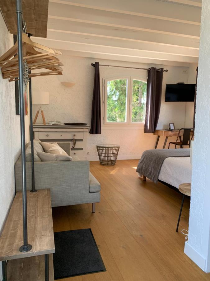 Les Chambres De L'Arestel Εξωτερικό φωτογραφία